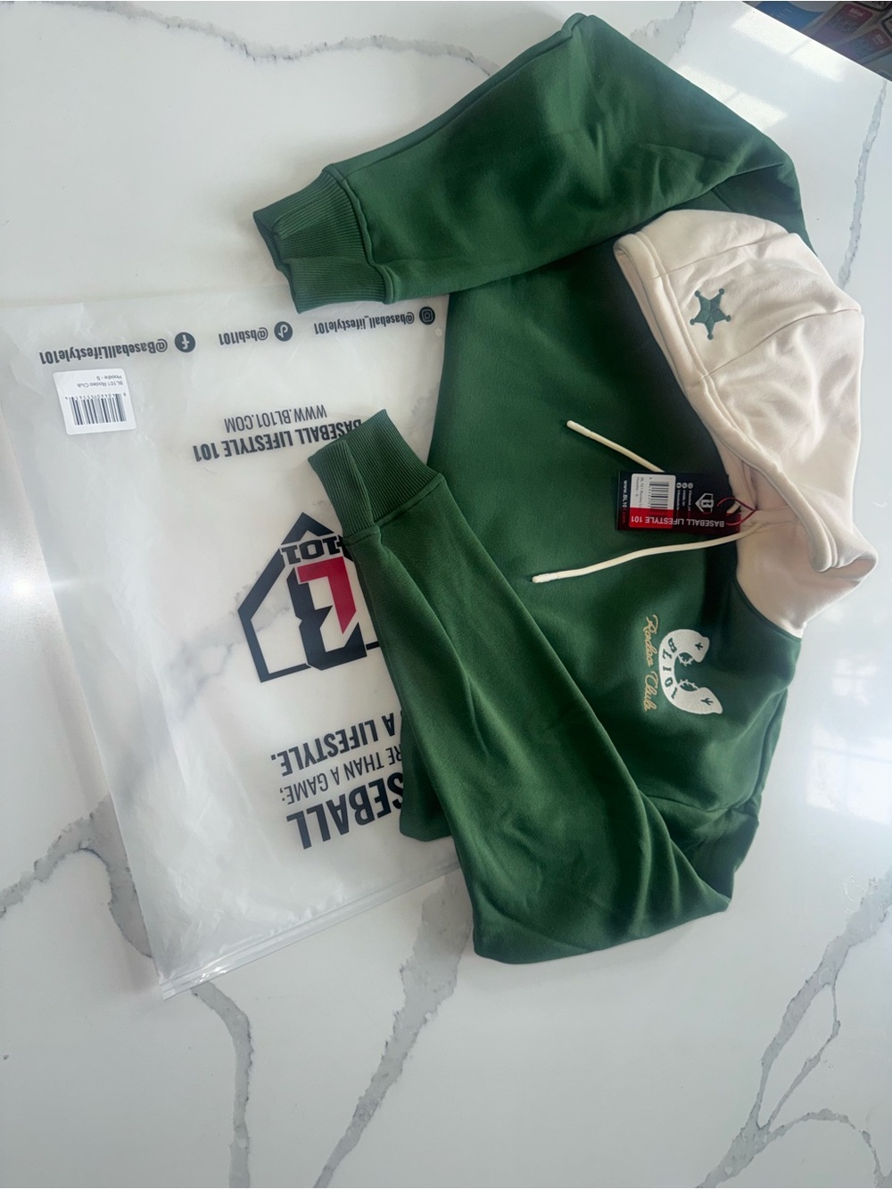 Baseball Lifestyle Rodeo Club Green & Cream Pullover Hoodie - Picture 2 of 5